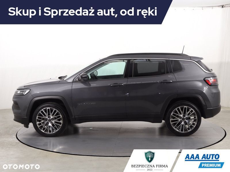 Jeep Compass - 4