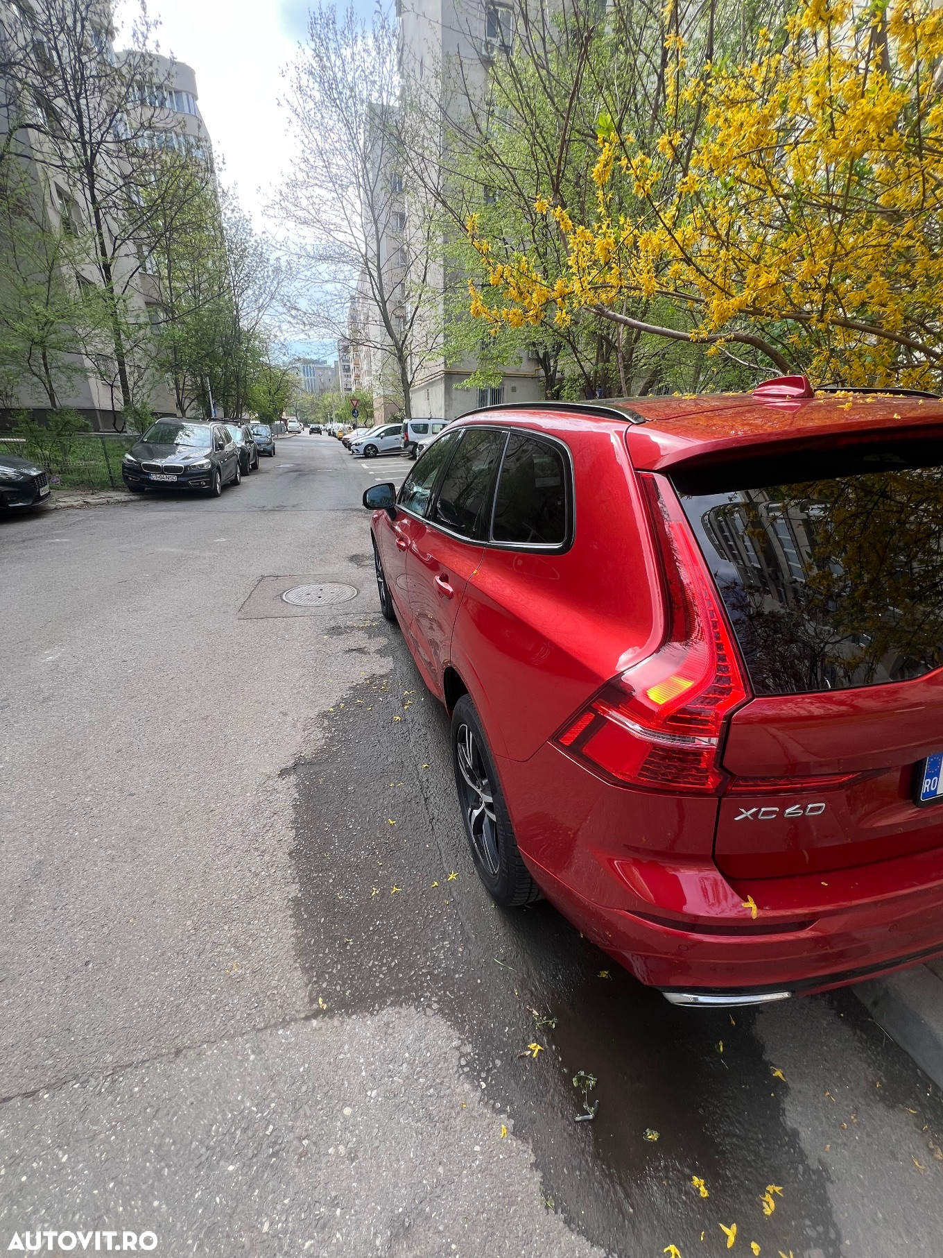 Volvo XC 60 Recharge T8 Twin Engine eAWD R-Design - 5