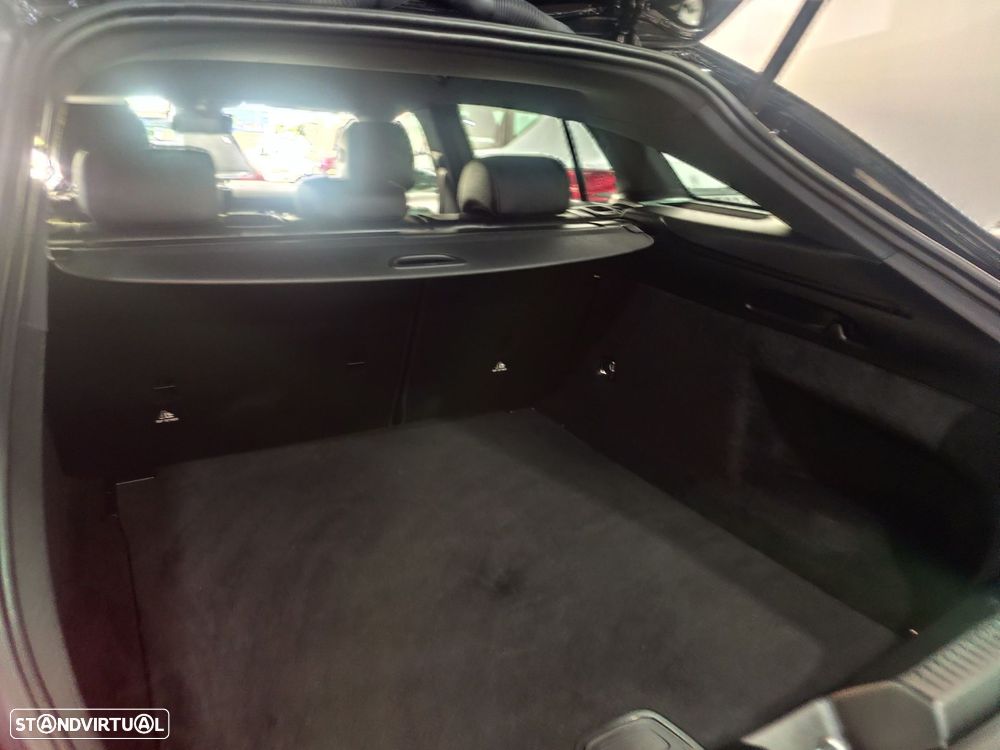 Mercedes-Benz CLA 180 d Shooting Brake Style Plus - 25