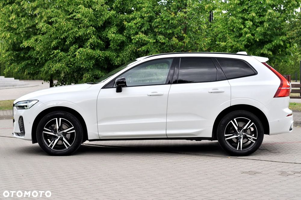 Volvo XC 60 B4 D AWD Ultimate Dark - 11