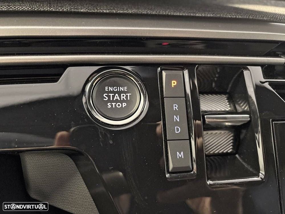 Peugeot 3008 1.2 Hybrid Allure e-DCS6 - 18