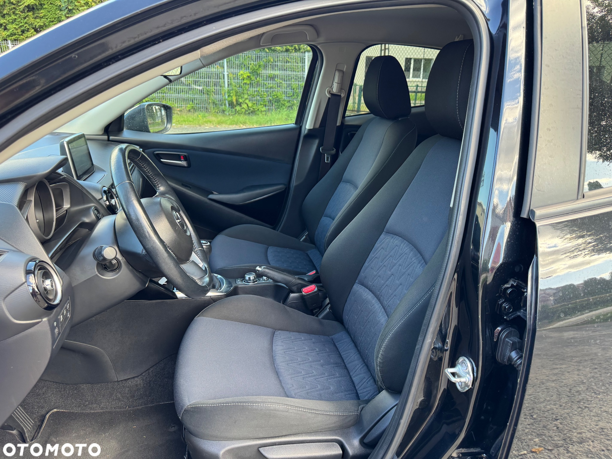 Mazda 2 - 9