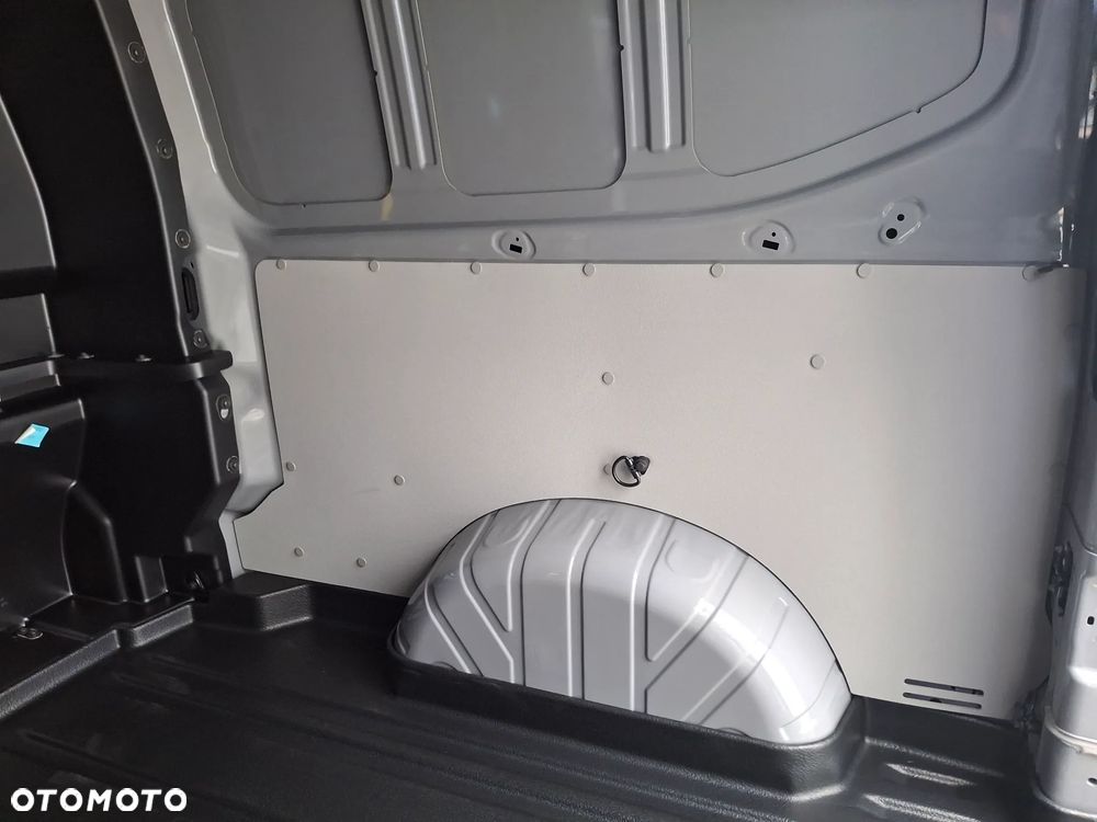 Volkswagen Transporter - 38