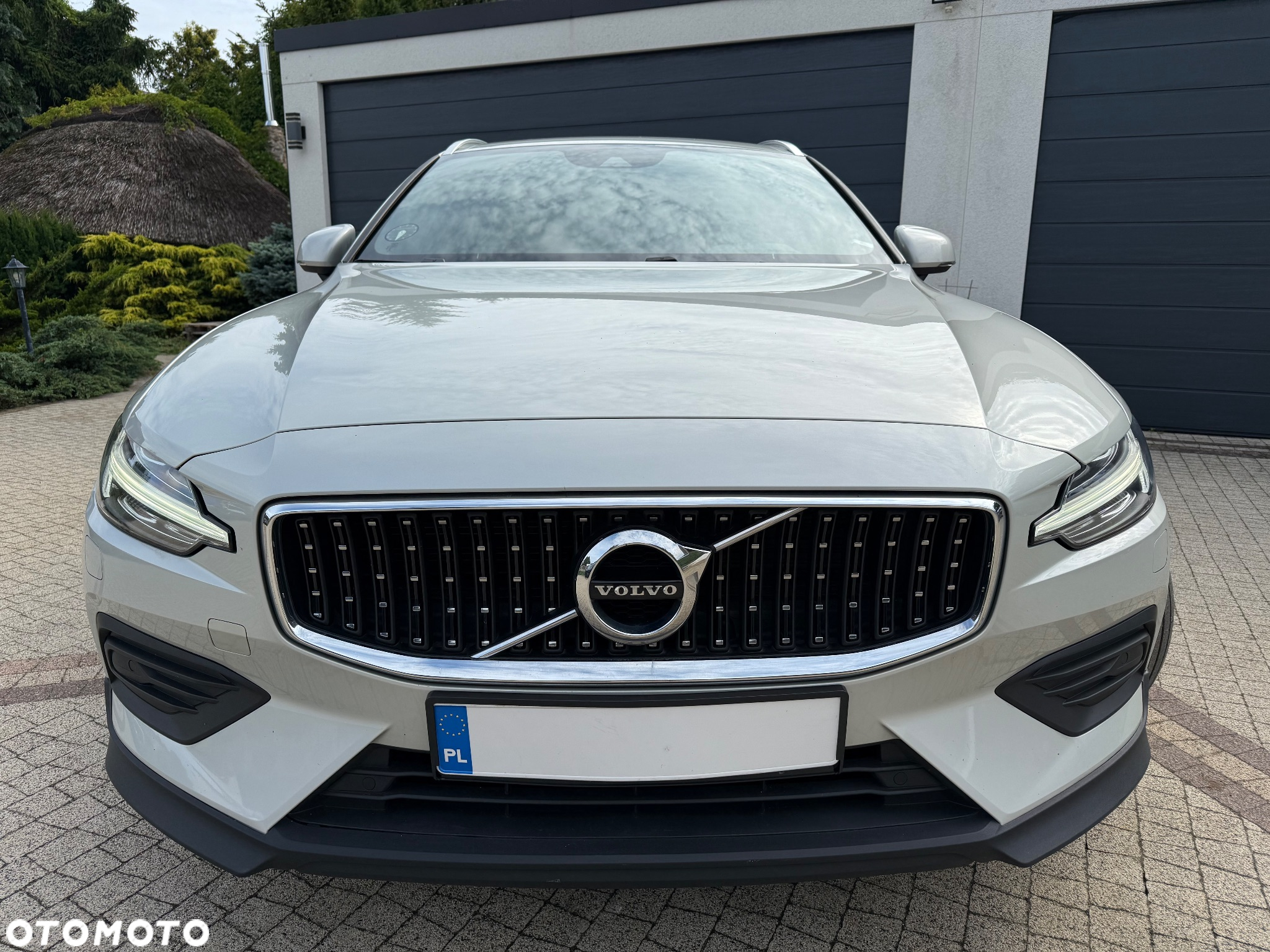 Volvo V60 Cross Country D4 AWD Geartronic Pro - 3