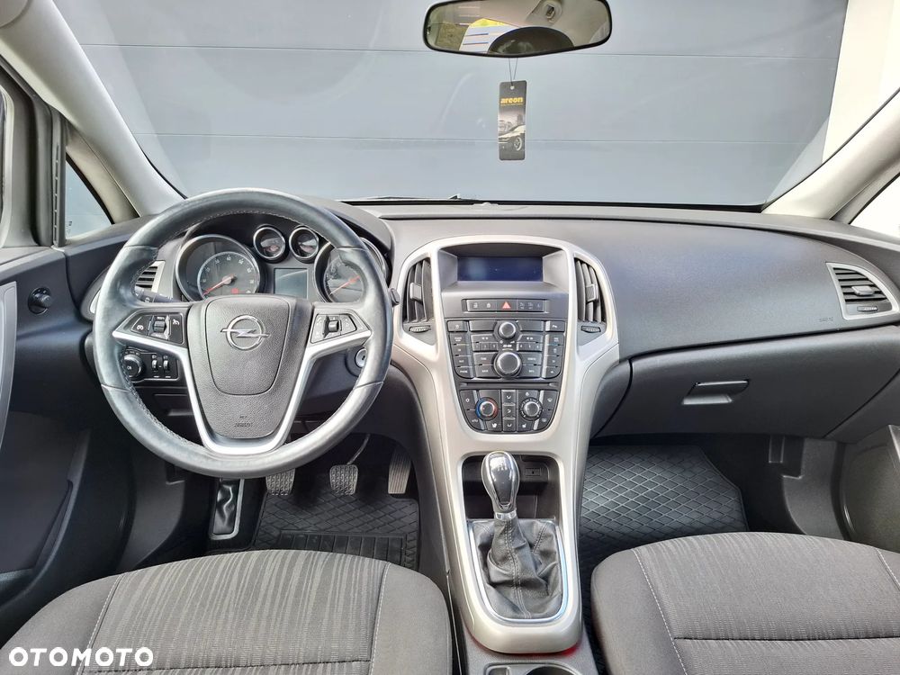 Opel Astra 1.4 T Cosmo - 31