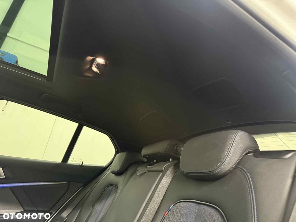 BMW Seria 1 120i Edition Colorvision - 29