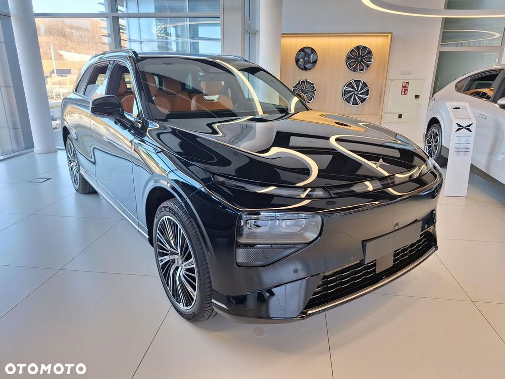 XPeng G9 94.6 kWh RWD Long Range - 1