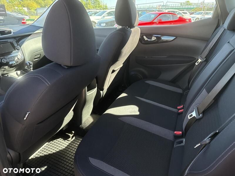 Nissan Qashqai 1.3 DIG-T ACENTA - 21