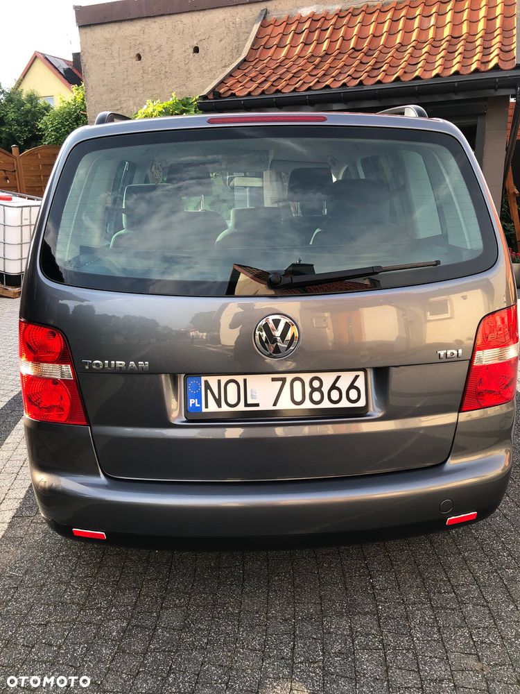 Volkswagen Touran 1.9 TDI DPF Conceptline - 10