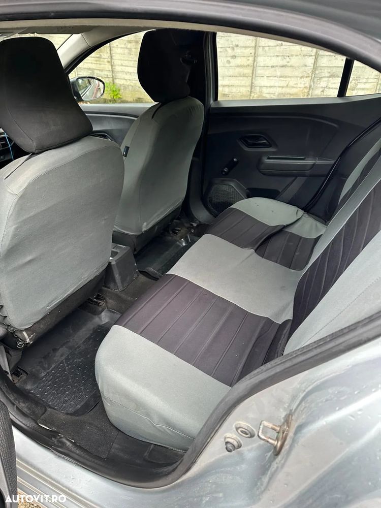 Dacia Logan TCe 90 MT5 Comfort - 9