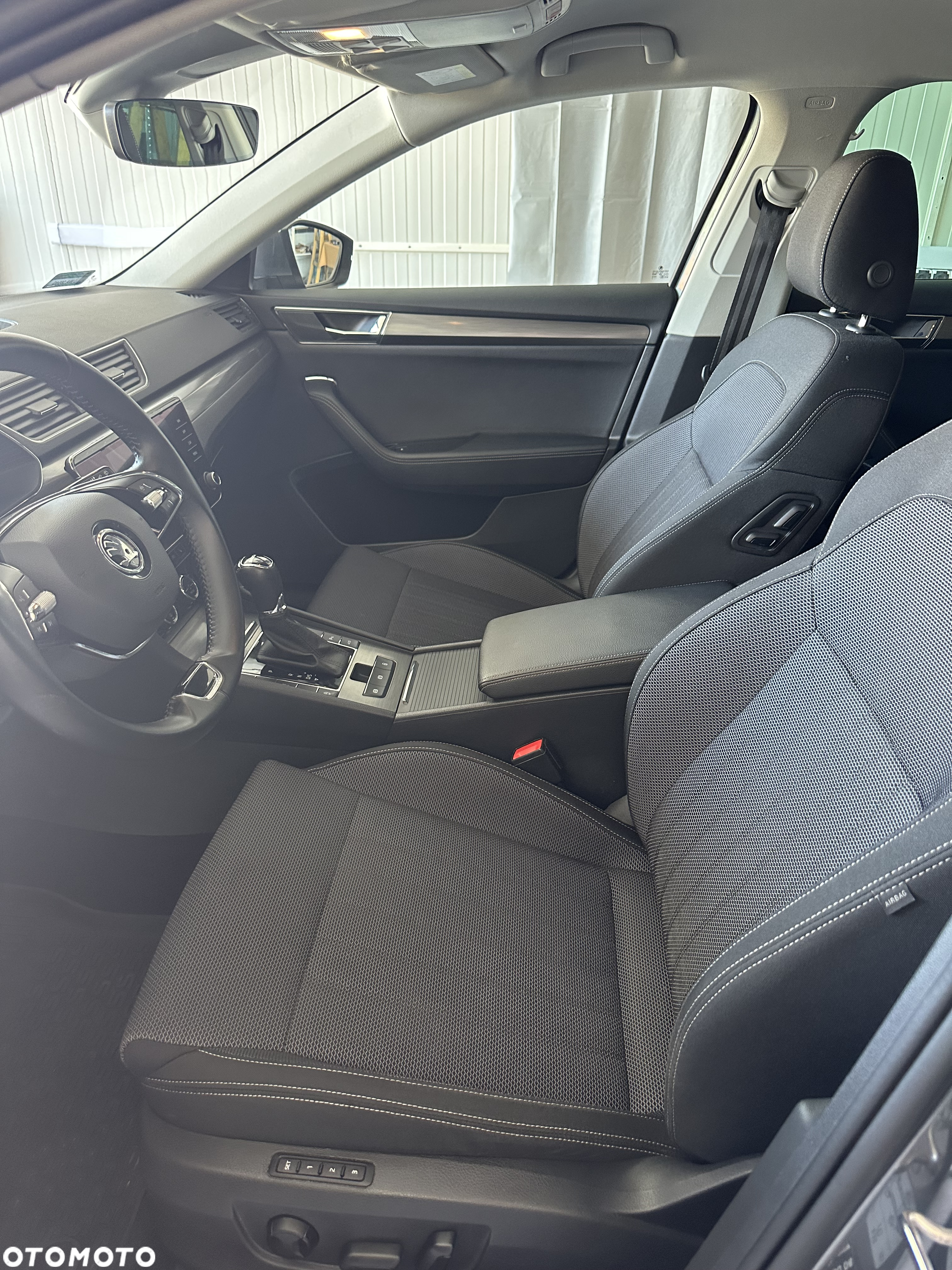 Skoda Superb 2.0 TDI SCR Style DSG - 7