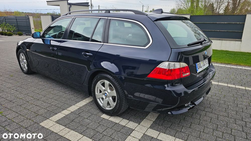 BMW Seria 5 525i - 6