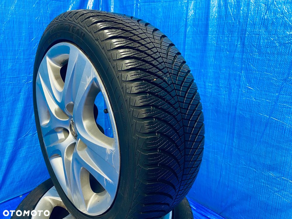 KOŁA STRUKTURALNE KOŁPAKI KOŁO 17 FELGA 17" x 7J  5X120 ; 67,1mm ET41 KOMPLET ; OPONY CAŁOROCZNE GOODYEAR ; OPEL INSIGNIA A ORYGINAŁ - 9