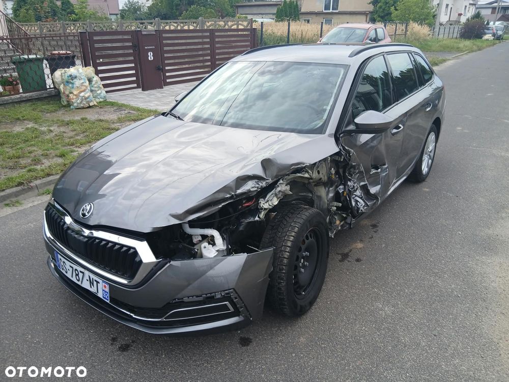 Skoda Octavia 2.0 TDI Sportline DSG - 16