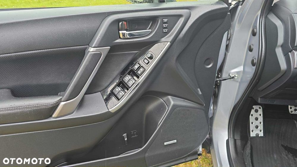 Subaru Forester 2.0XT Comfort Lineartronic EU6 - 14