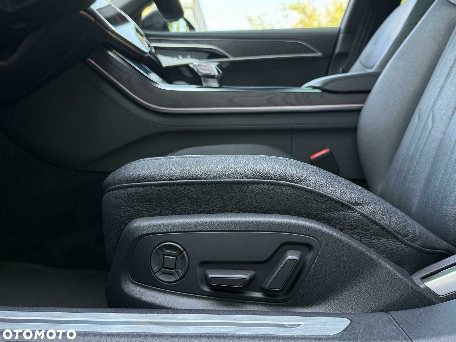 Audi A8 - 16