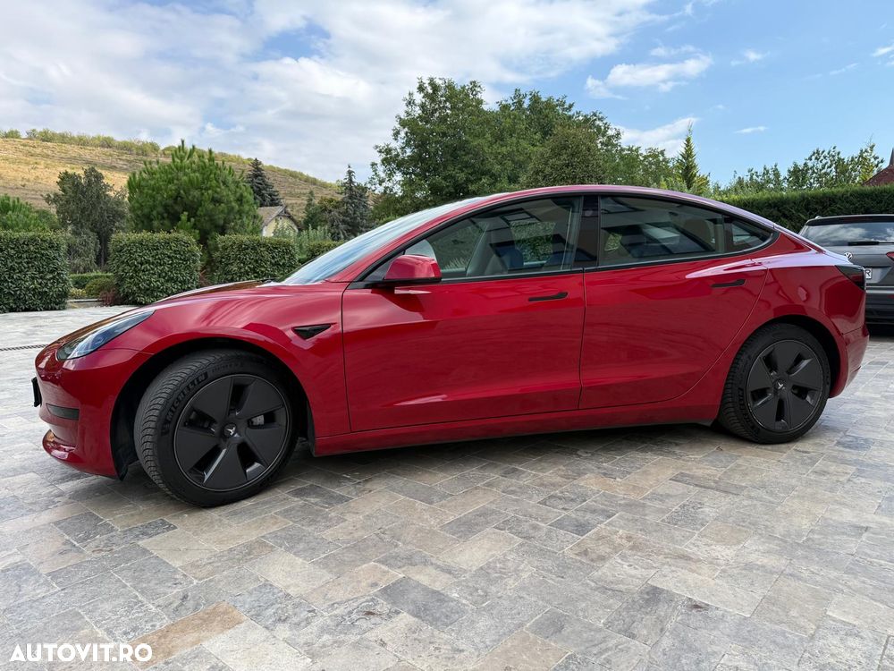 TESLA Model 3 2021 — imagine 6