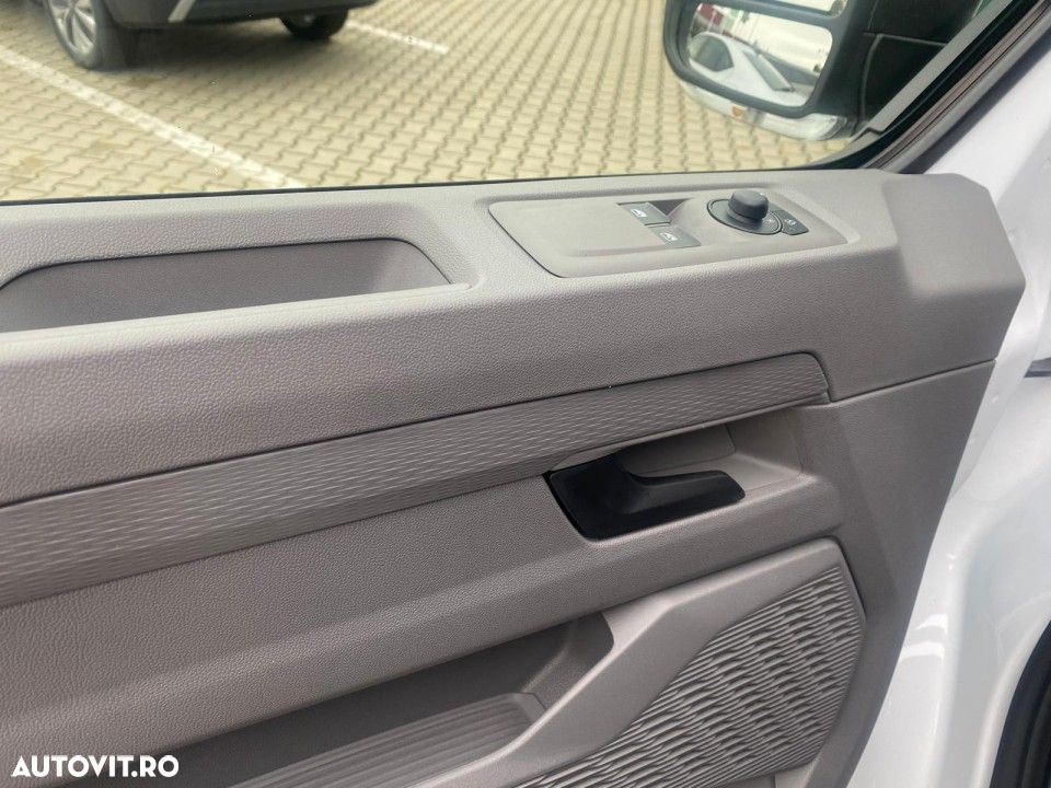 Volkswagen Transporter - 8