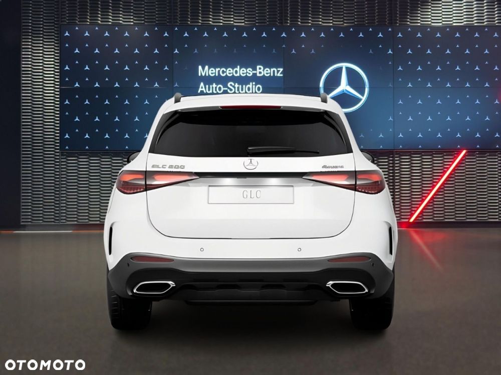 Mercedes-Benz GLC - 4