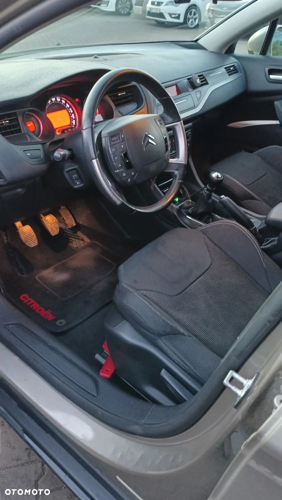 Citroën C5 HDi 135 FAP Confort - 16