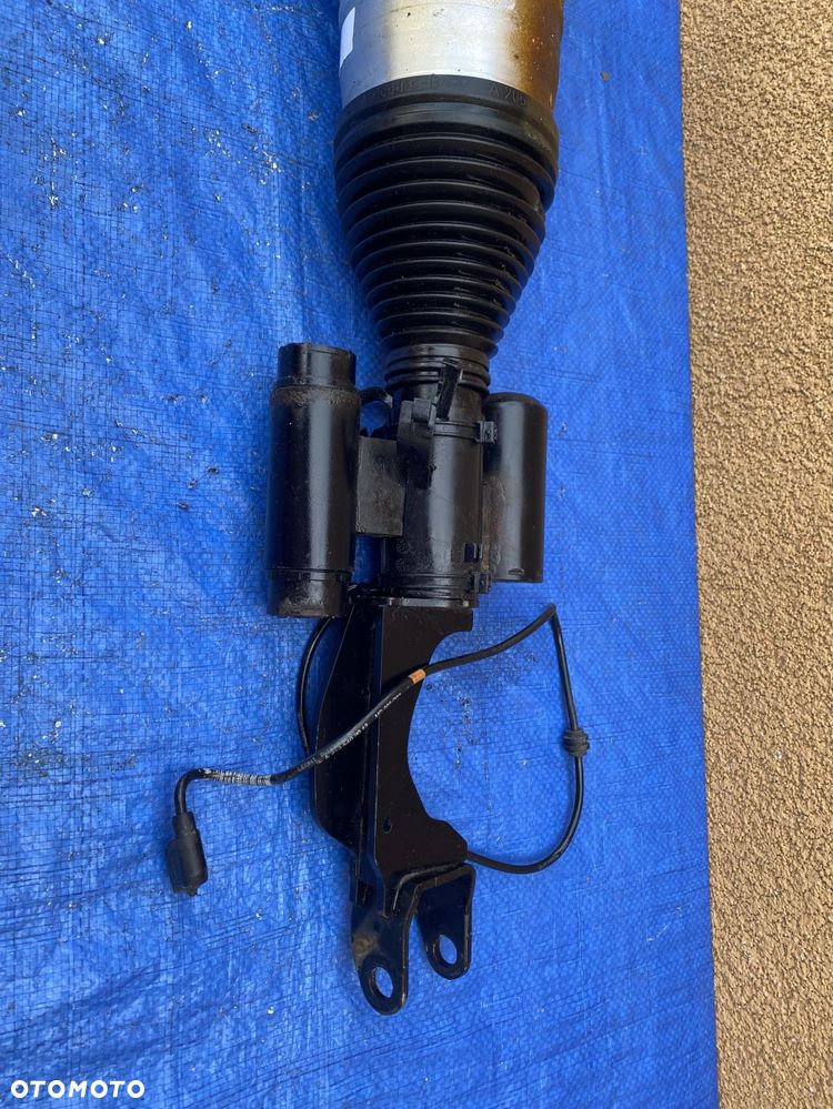 MERCEDES E-KLASA W213 63S  AMG A2133200802 AMORTYZATOR PRZOD PRZEDNI PRAWY - 7