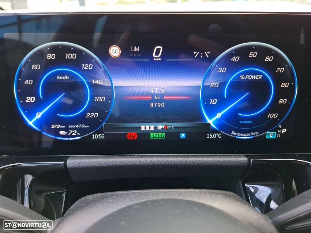 Mercedes-Benz EQA 250+ AMG Line - 17