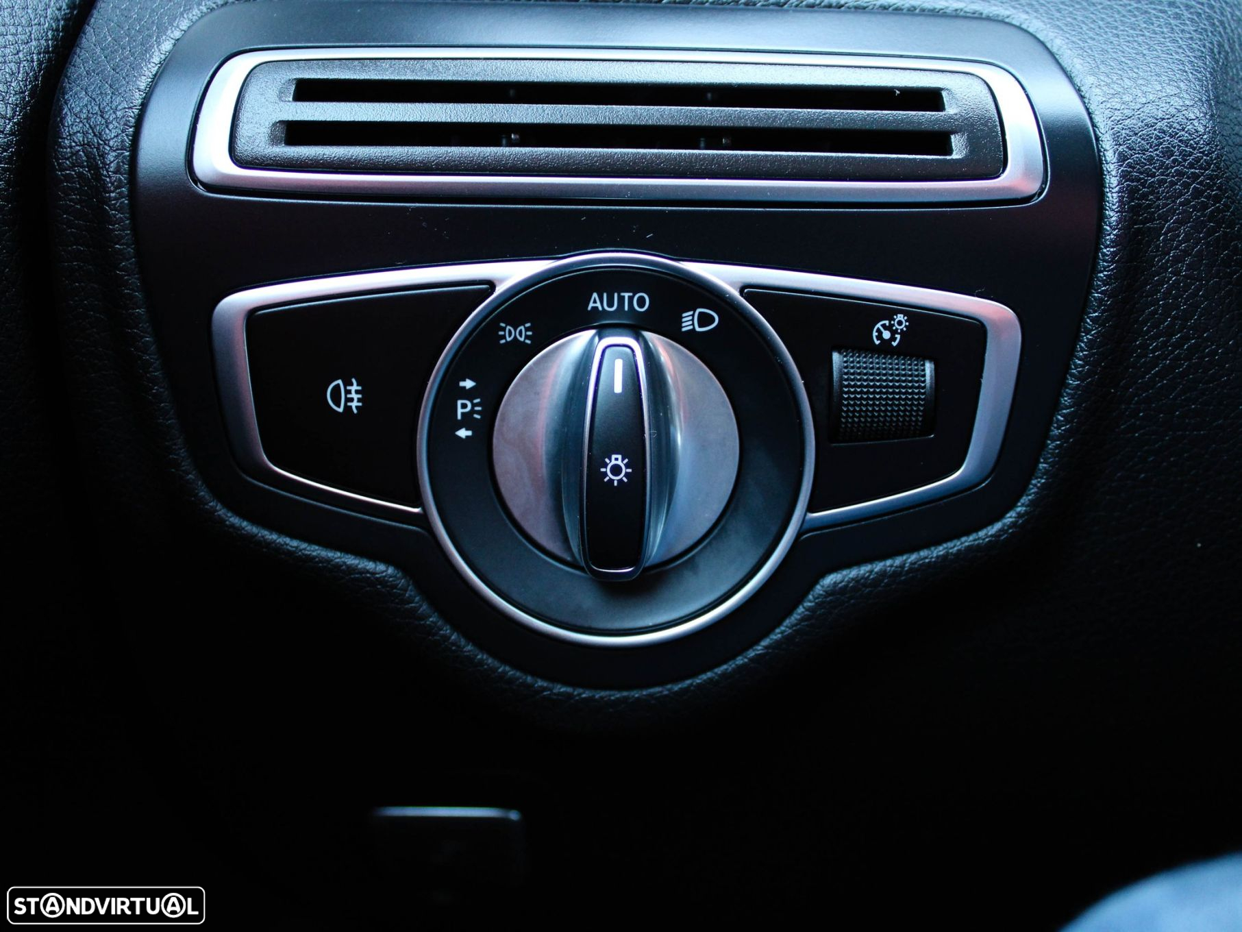 Mercedes-Benz C 220 d AMG Line - 33