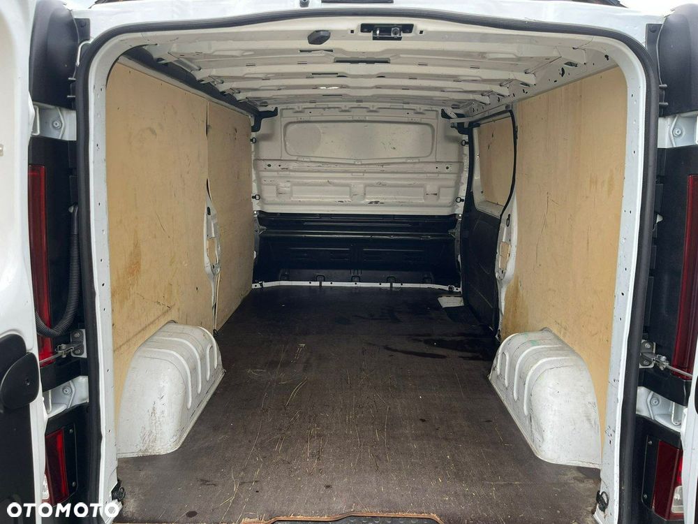 Renault Trafic - 8