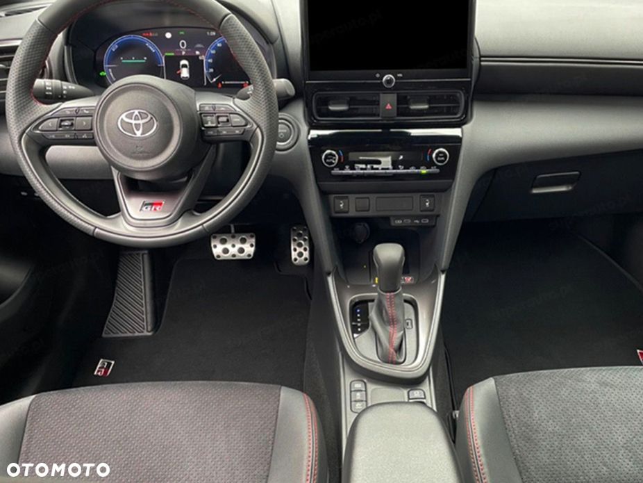 Toyota Yaris Cross - 7