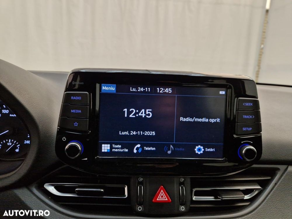 Hyundai i30 Wagon 1.5 110CP M/T Highway - 15