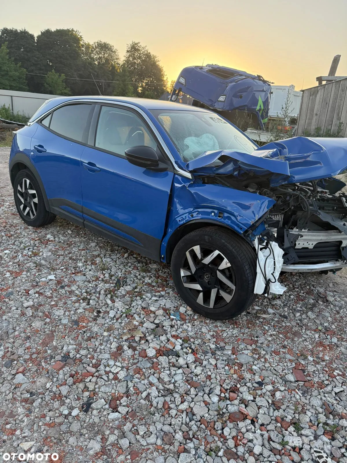 Opel Mokka 1.2 T Edition S&S - 4