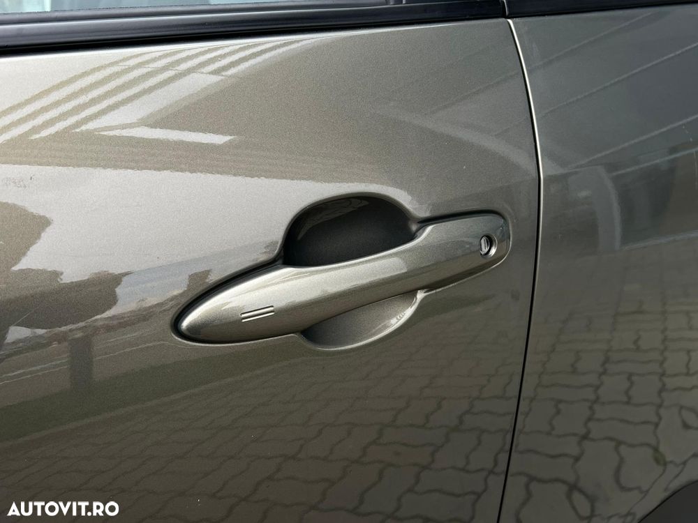 Toyota Yaris 1.5 VVT-i Premiere Edition - 9