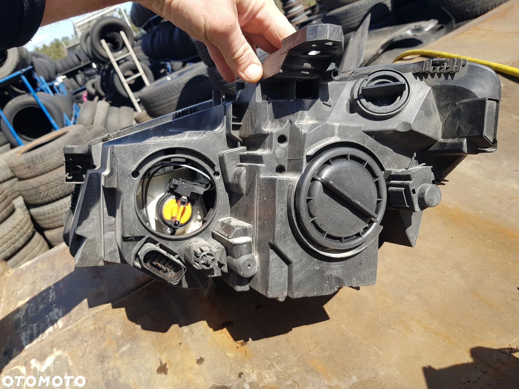 Mercedes CLA C117 W117 USA Lampa Przednia Przód Prawa Zwykła A1178200861 - 8