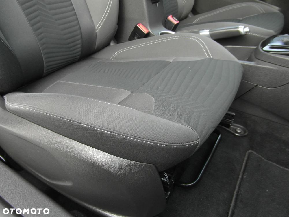 Ford Fiesta 1.6 Ti-VCT Titanium - 18
