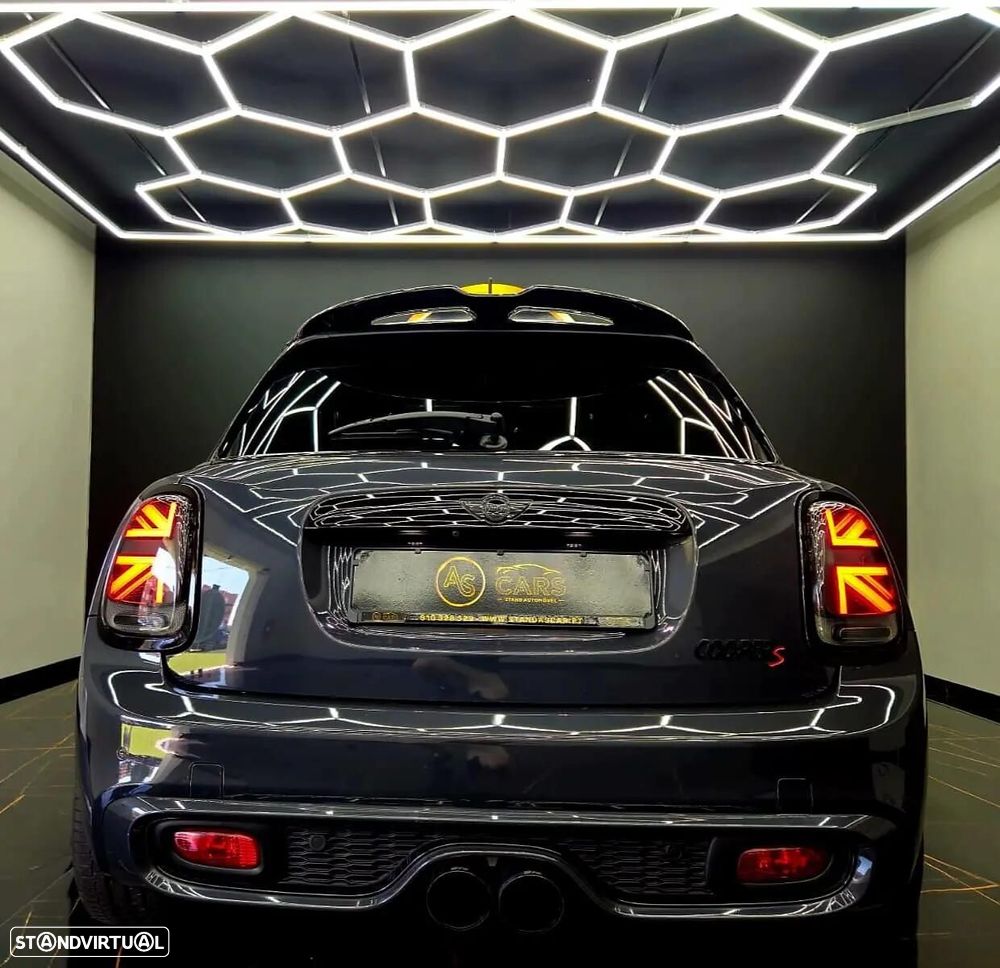 MINI 5 Portas Cooper S Aut. - 28