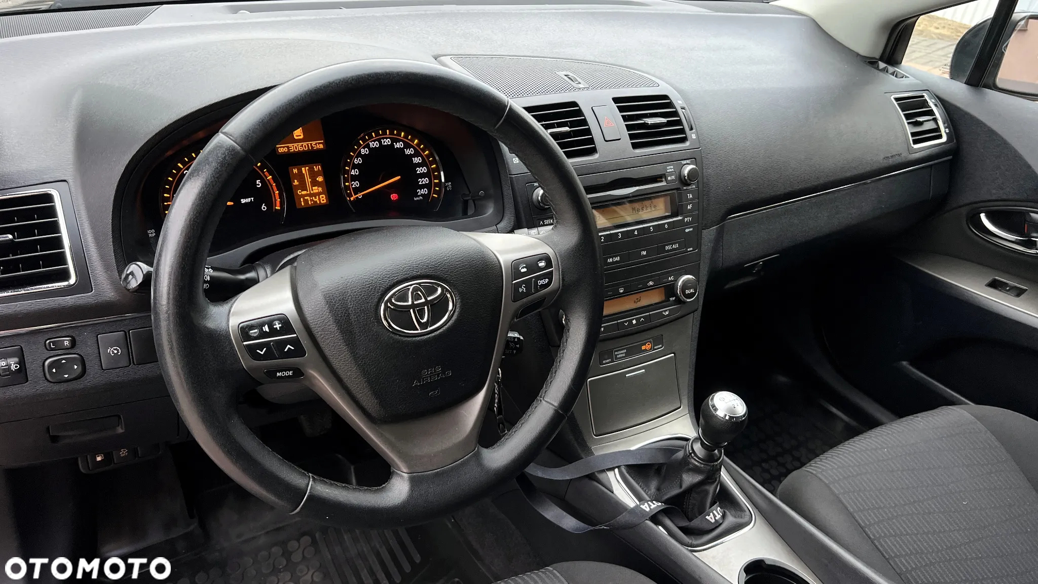 Toyota Avensis Combi 2.0 D-4D - 5