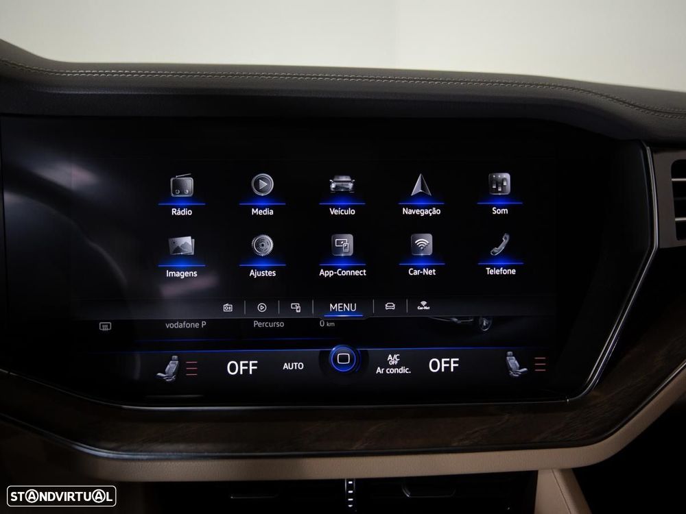 VW Touareg 3.0 TDI V6 Elegance Plus - 30