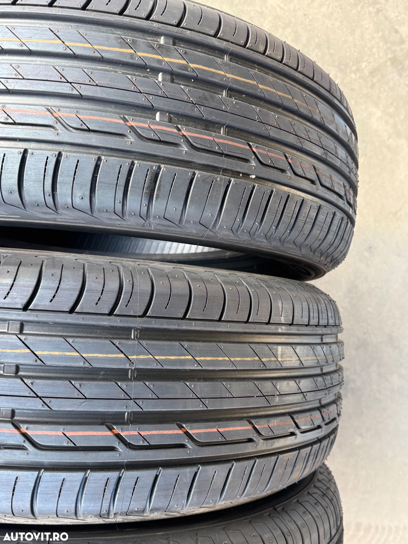 Vând 4 anvelope 215/60/17 bridgestone de vară noi - 2