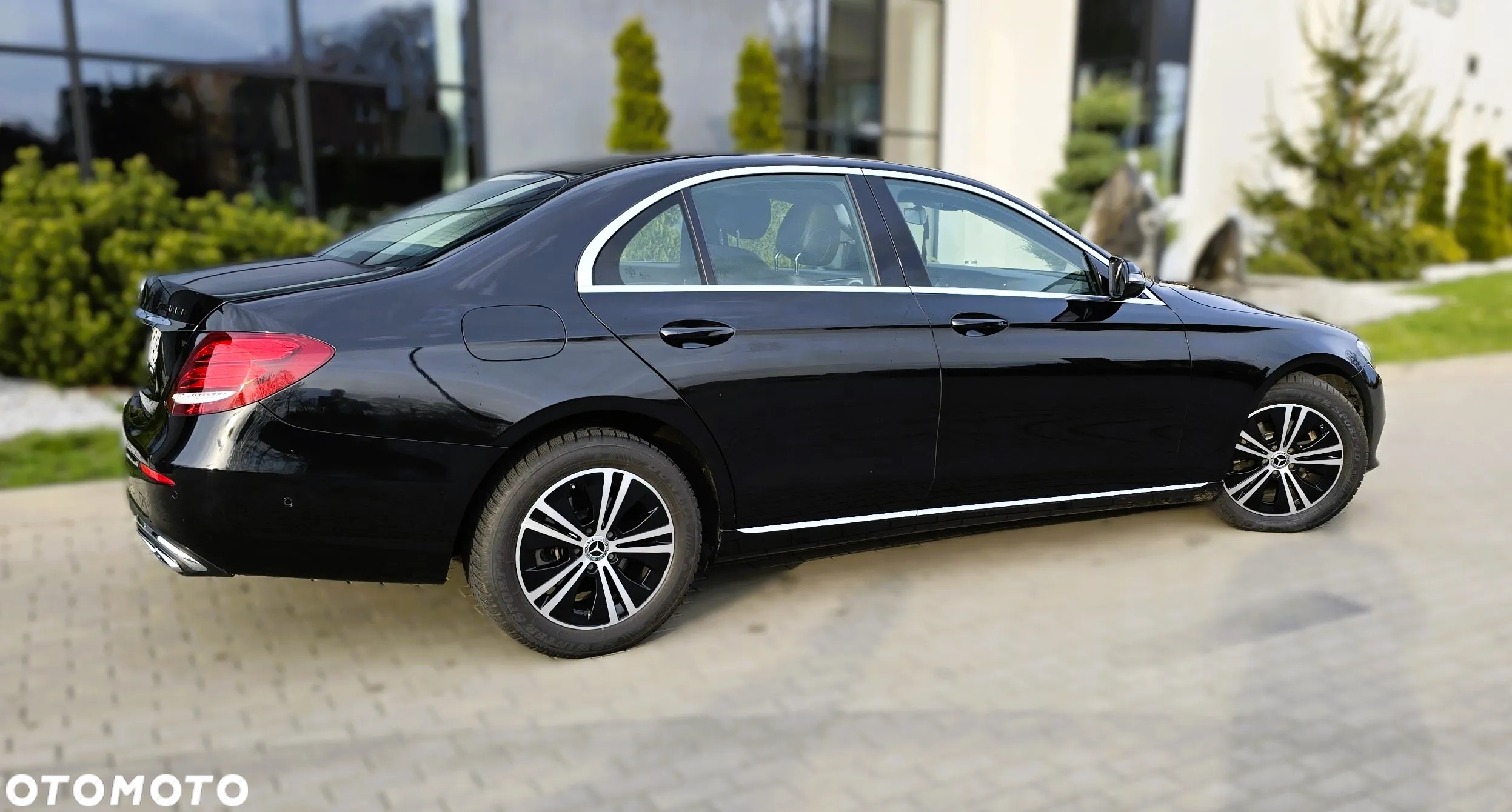 Mercedes-Benz Klasa E 200 d 9G-TRONIC - 5