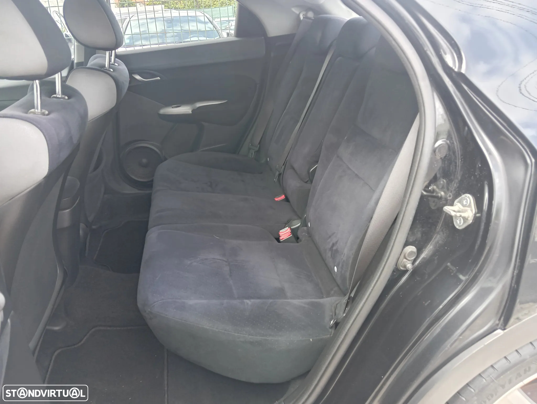 Honda Civic 1.8 Sport - 13