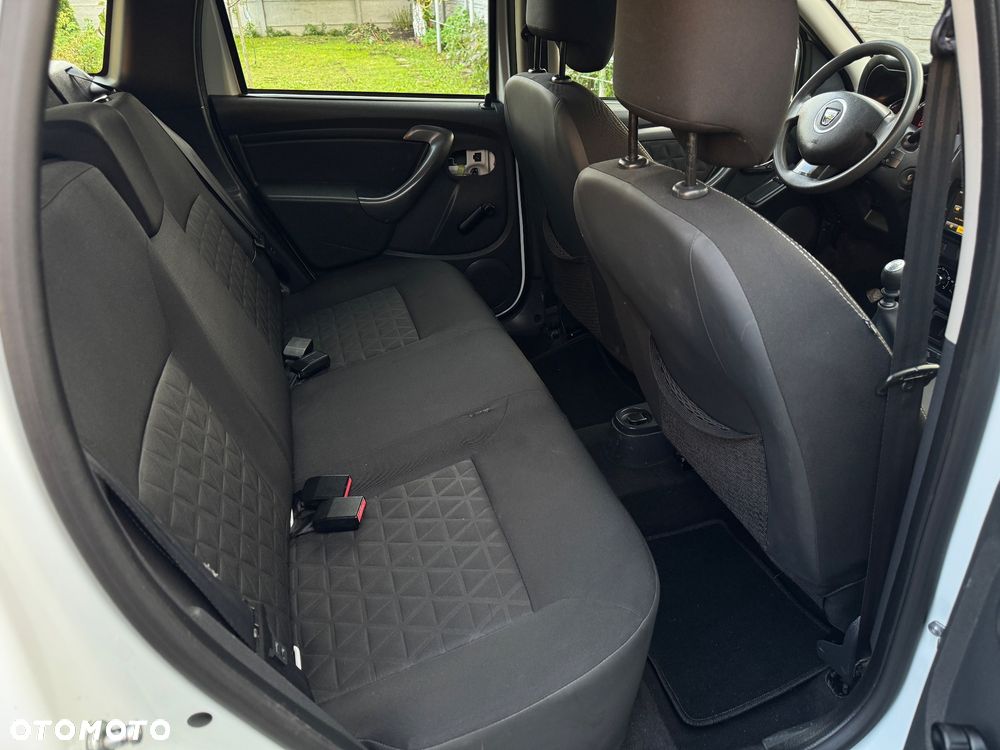 Dacia Duster dCi 110 FAP 4x2 Urban Explorer - 9