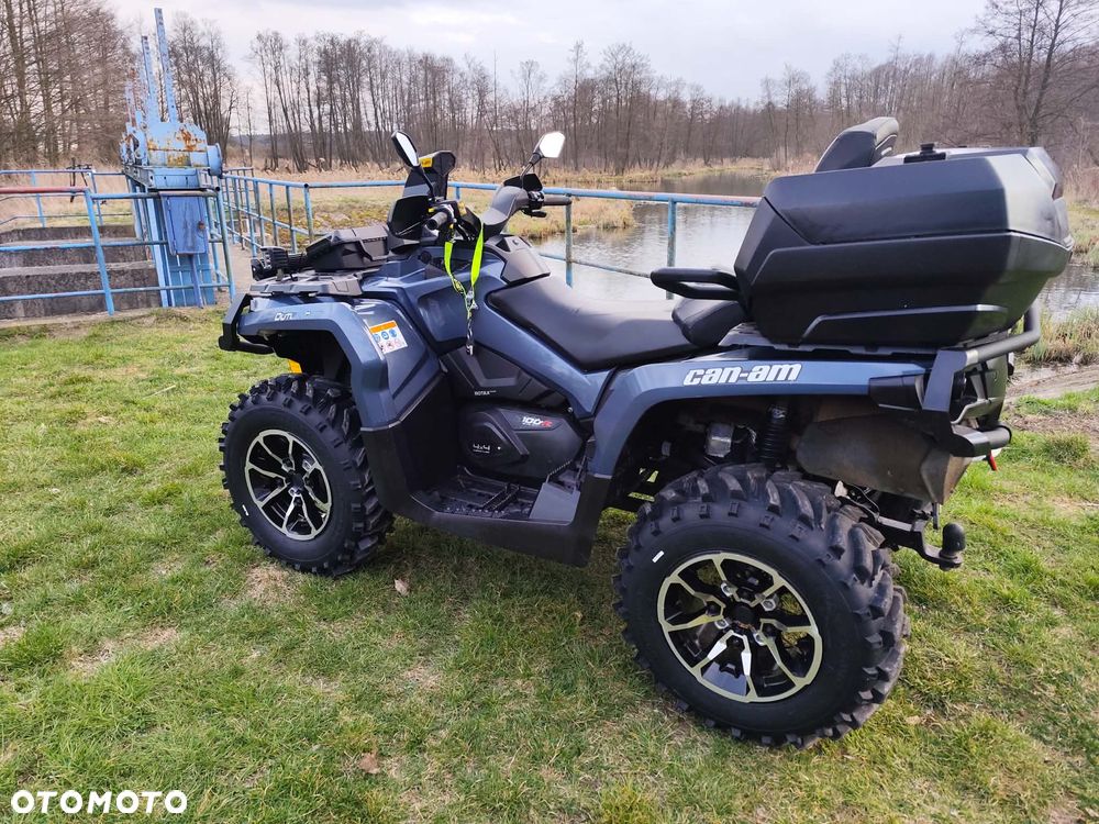 Can-Am Outlander - 2