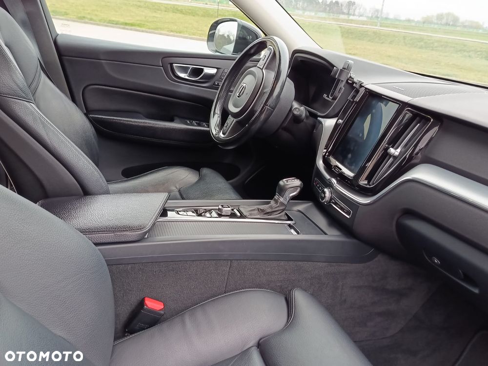 Volvo XC 60 T5 AWD Geartronic Inscription - 22