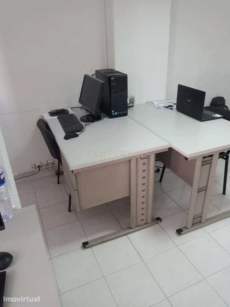 Espaço comercial à venda Rua Professor Dr Egas Moniz - Grande imagem: 4/4