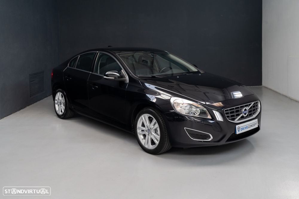 Volvo S60 2.0 D3 Summum - 1