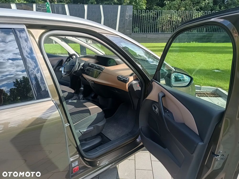 Citroën C4 Grand Picasso - 10