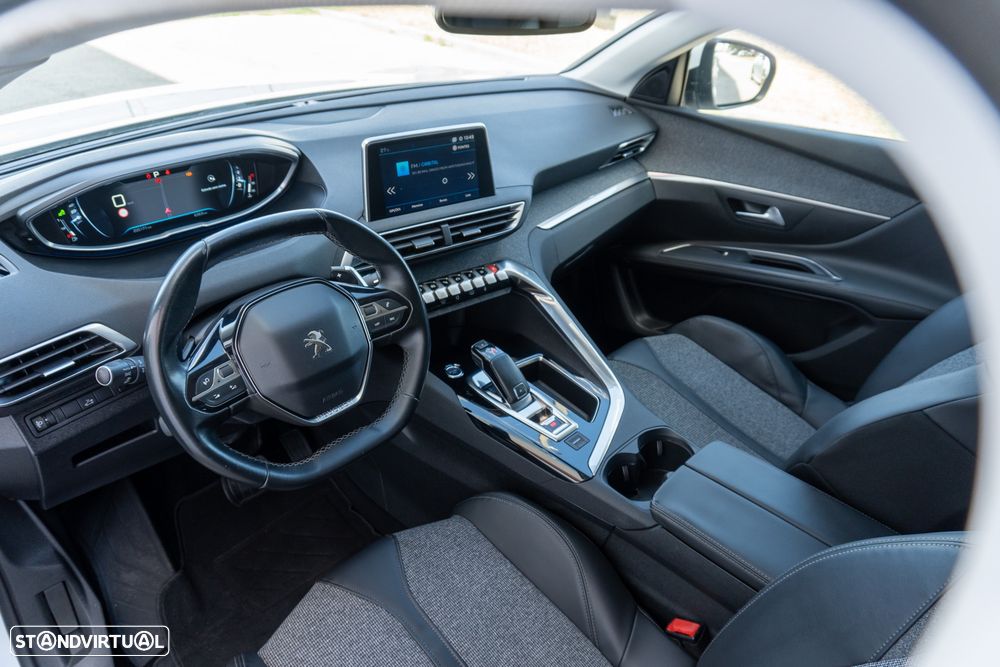 Peugeot 5008 BlueHDI 120 EAT6 Allure - 12