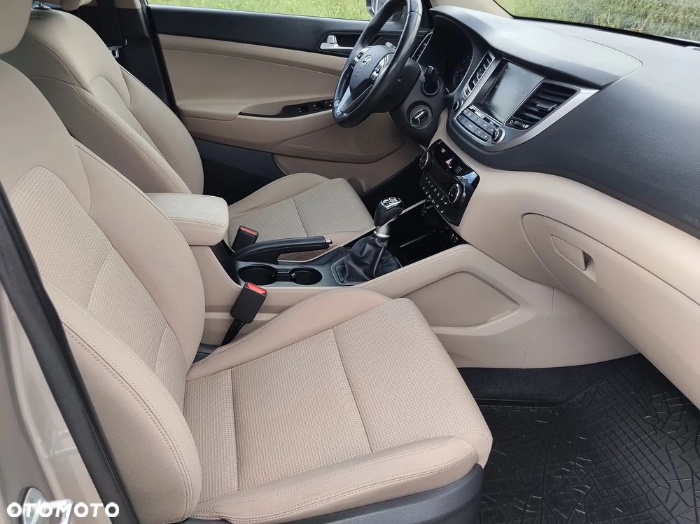 Hyundai Tucson - 12