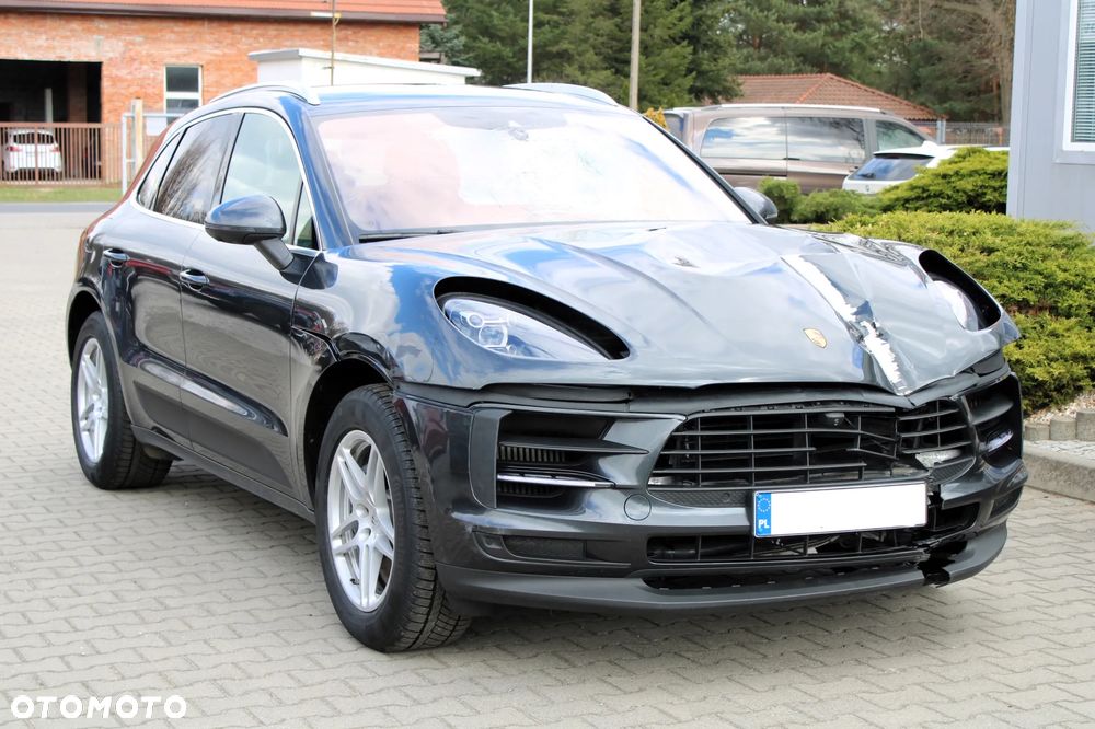 Porsche Macan - 2