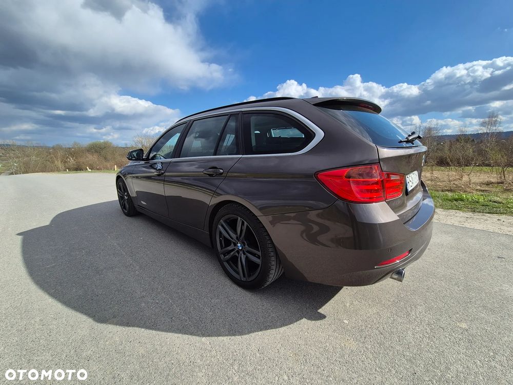 BMW Seria 3 320d Efficient Dynamic Edition - 4